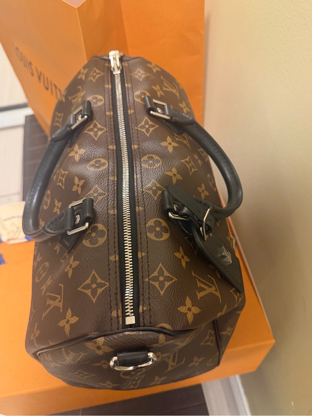 Louis Vuitton Speedy Soft 30 Dark – Monogram Black, style M12243 - Picture 9 of 15